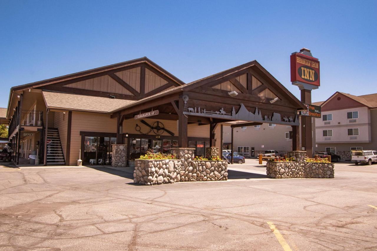 Brandin' Iron Inn West Yellowstone Ngoại thất bức ảnh