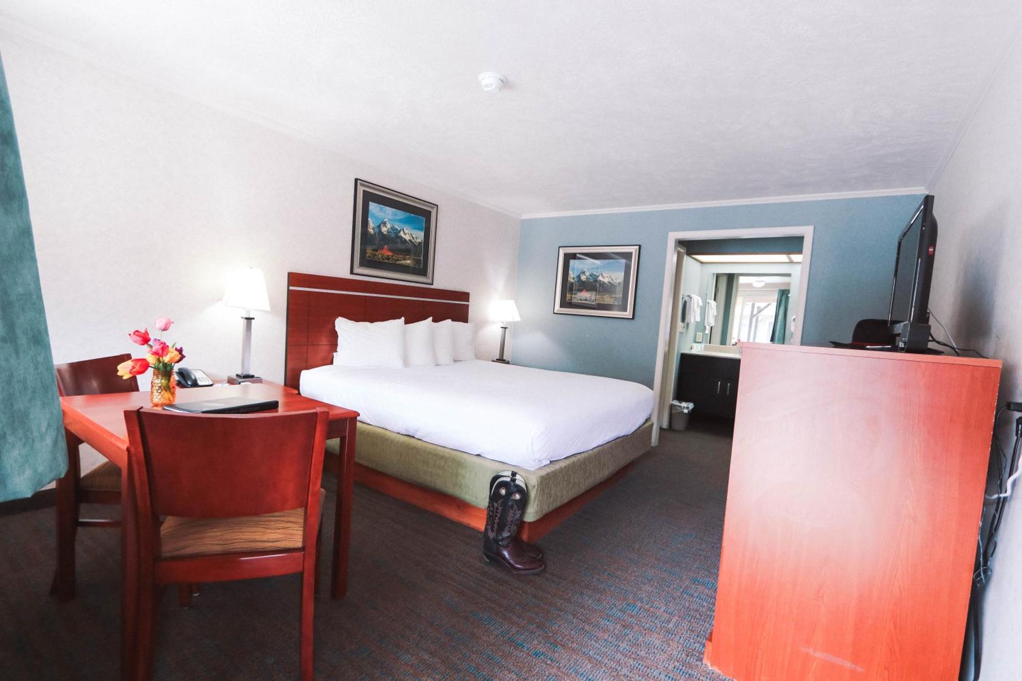 Brandin' Iron Inn West Yellowstone Ngoại thất bức ảnh